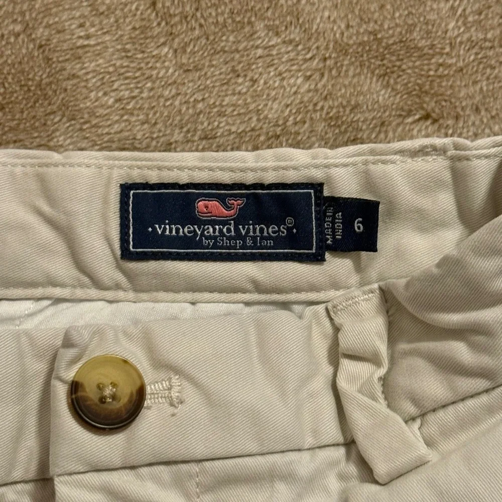 Vineyard Vines Boys Khaki Chino Shorts Size 6 Stone Flat Front